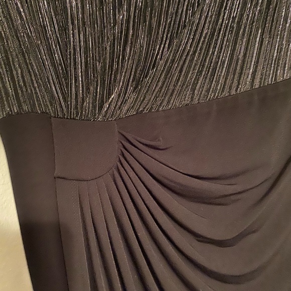 Sparkly dress - Picture 3 of 4